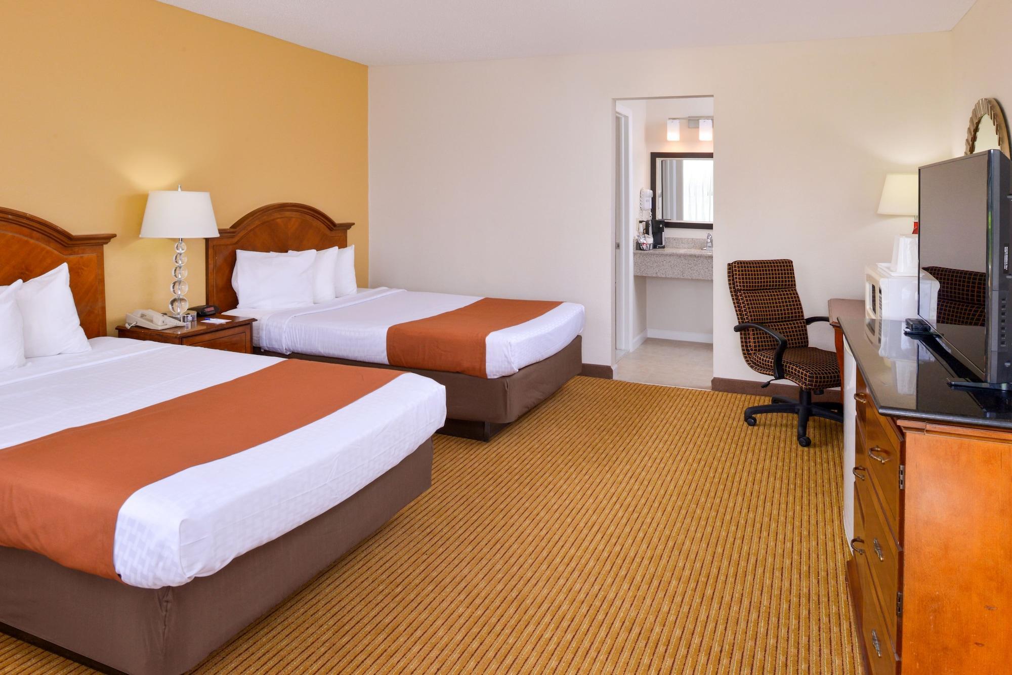 Americas Best Value Inn Plattsburgh Esterno foto